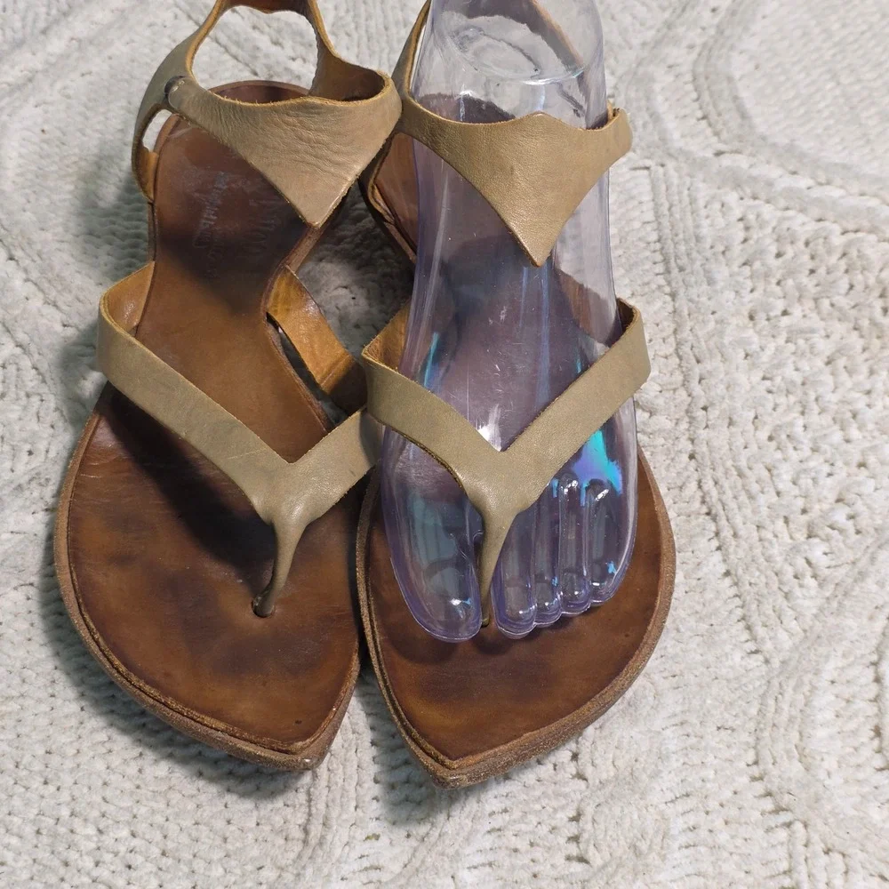 Cydwoq Handmade Leather Thong Sandals‎ Micro Heel Pointed Toe Womens 38 7-7.5